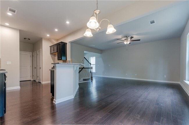 Building Photo - 114 Canvas Ives Dr