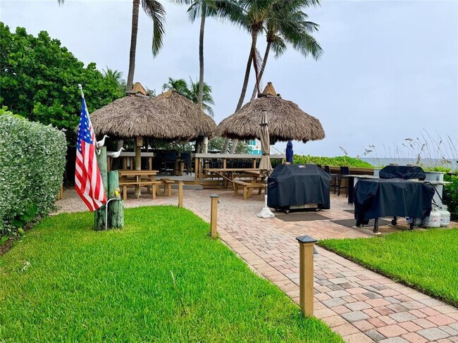 Building Photo - 800 SE 20th Ave