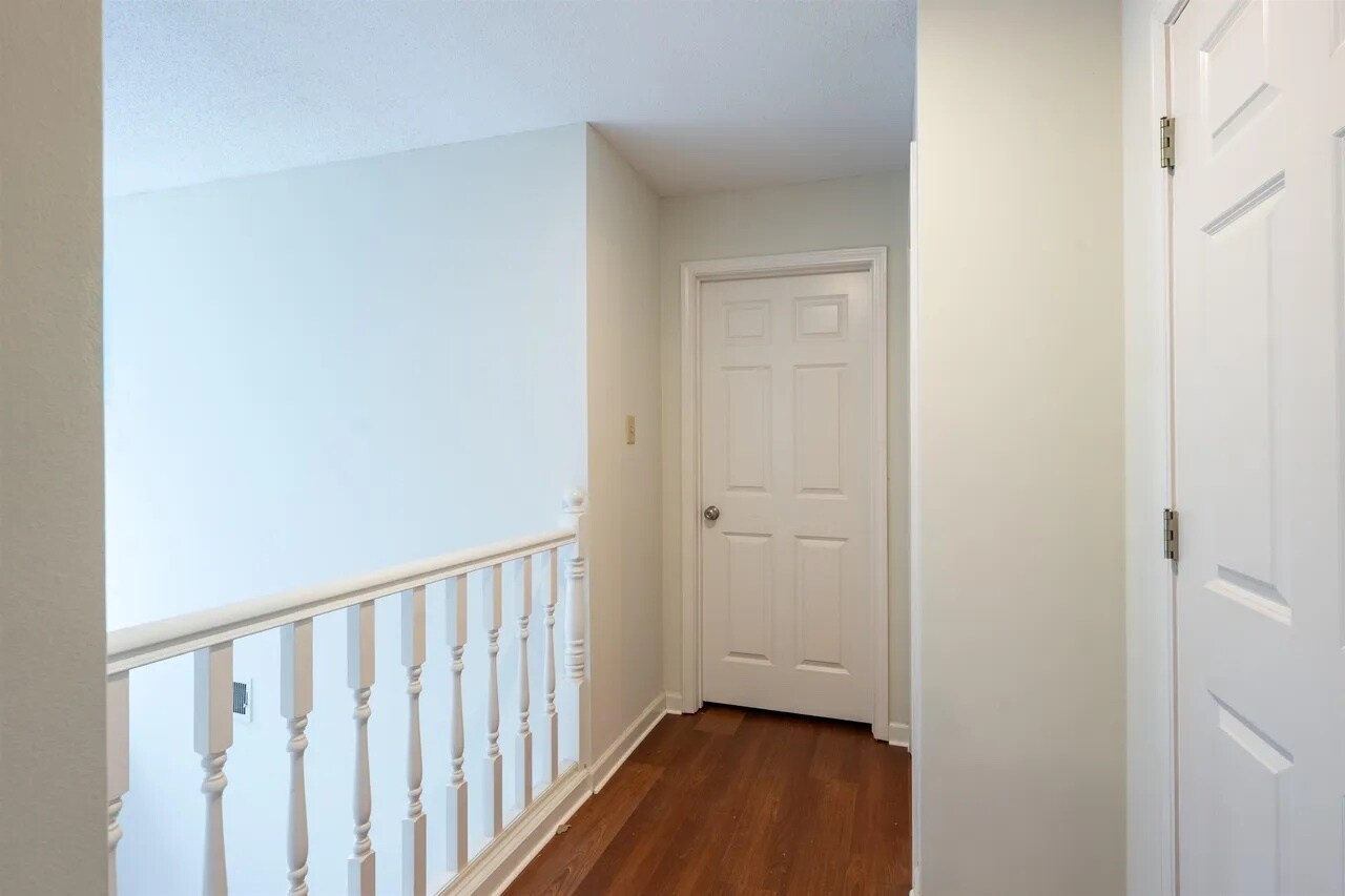 Building Photo - 3911 Lighthouse Ln