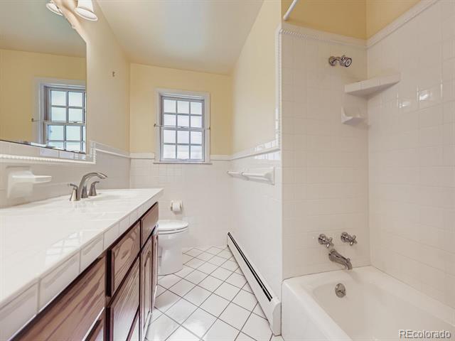 Building Photo - 2050 Cherryville Rd