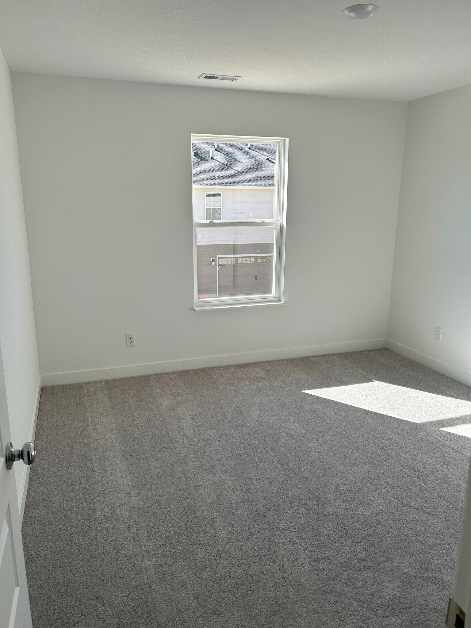 Building Photo - 1752 Trinity Ln