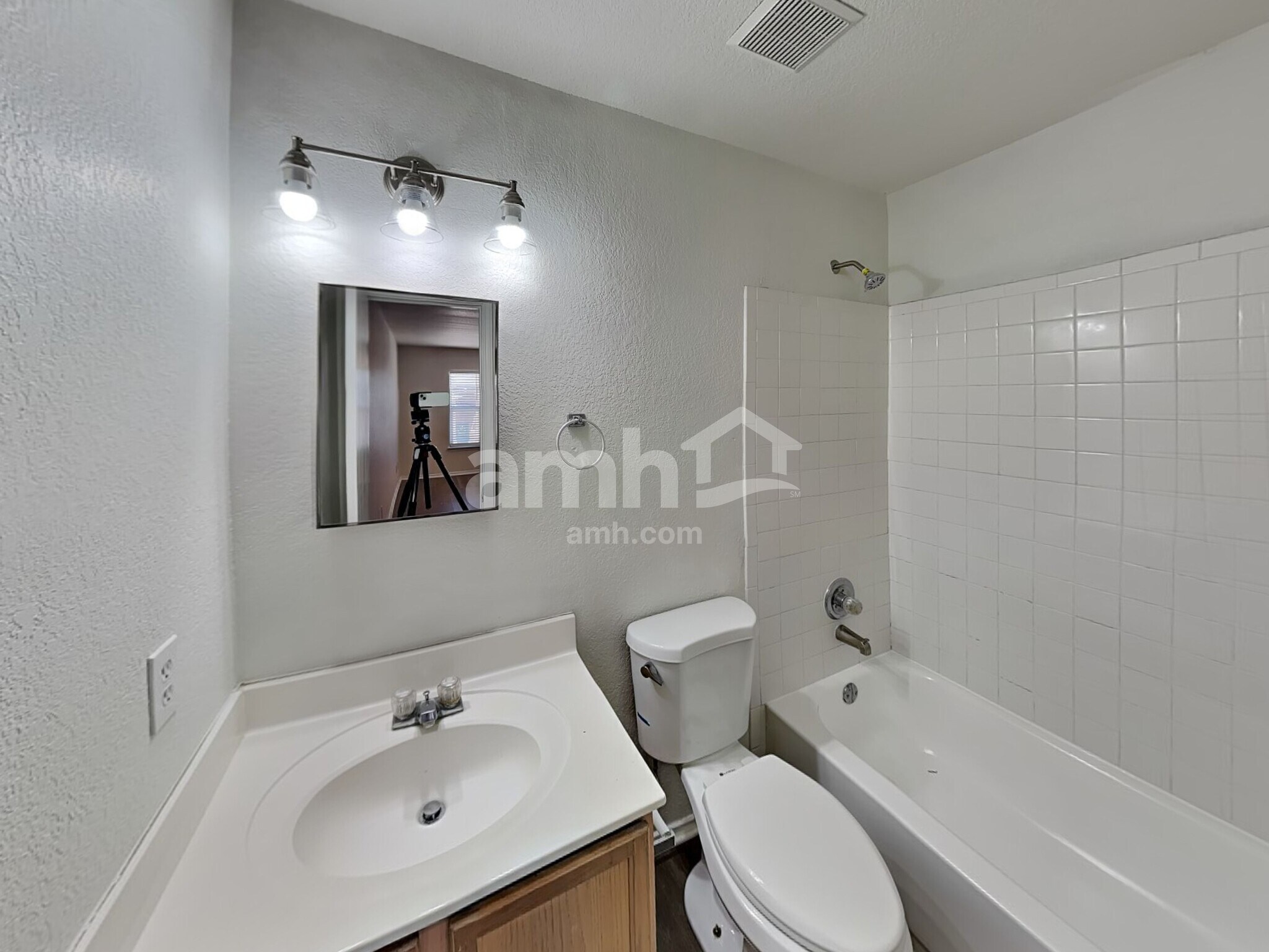 Building Photo - 7806 Brazoria Park