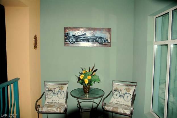 Building Photo - 30 Strada Di Villaggio