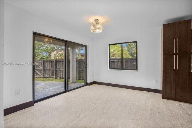 Building Photo - 11335 SW 74th Ln