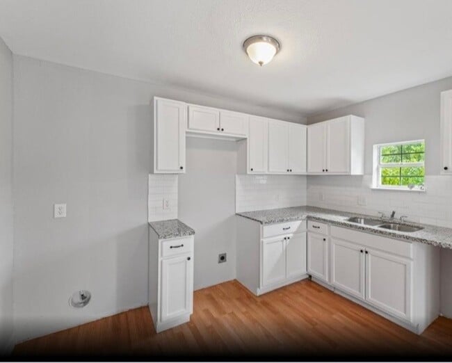 Building Photo - 205 Hafer Ave