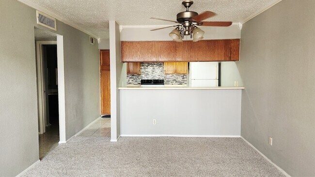 Building Photo - 7313 Gulf Fwy