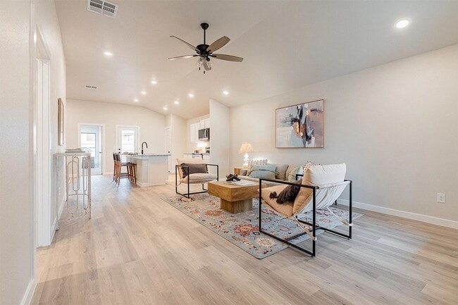 Building Photo - New Construction in Willowbend