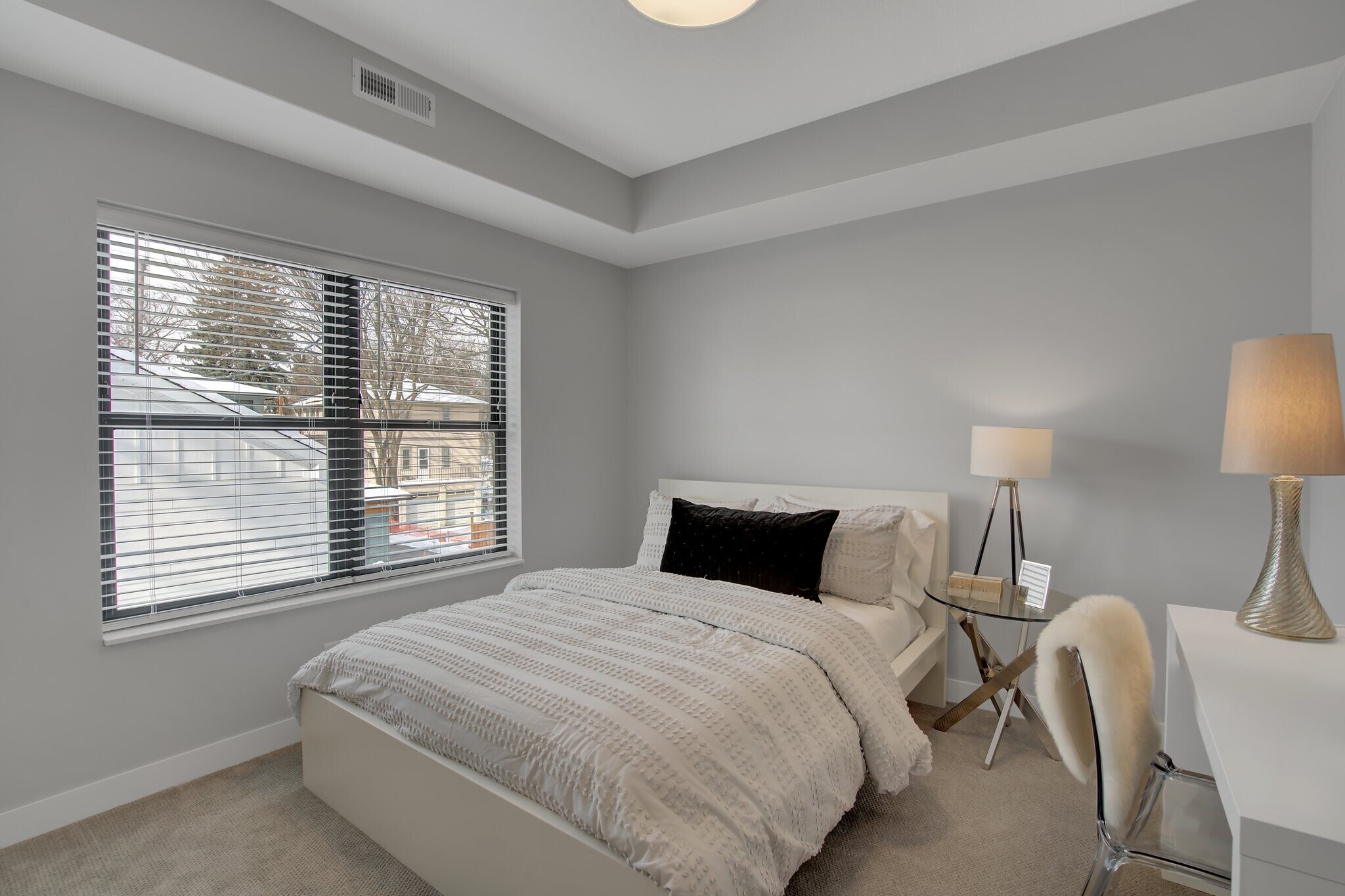 Building Photo - 3632 Colfax Ave S