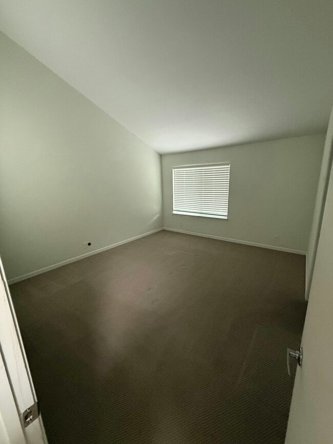 Building Photo - 1255 Detroit Ave