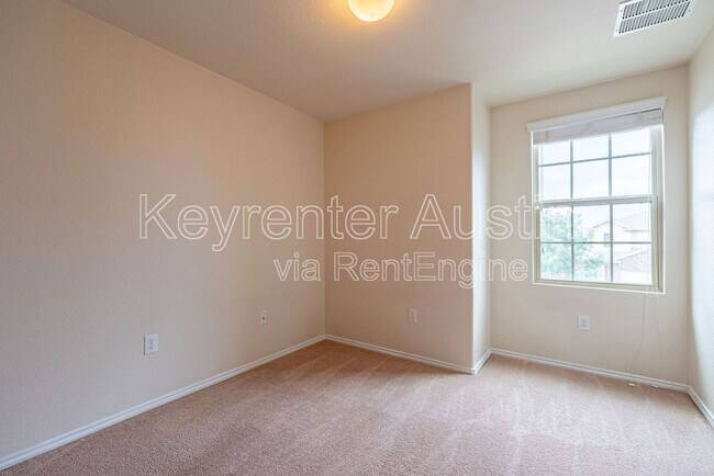 Building Photo - 10120 Crescendo Ln