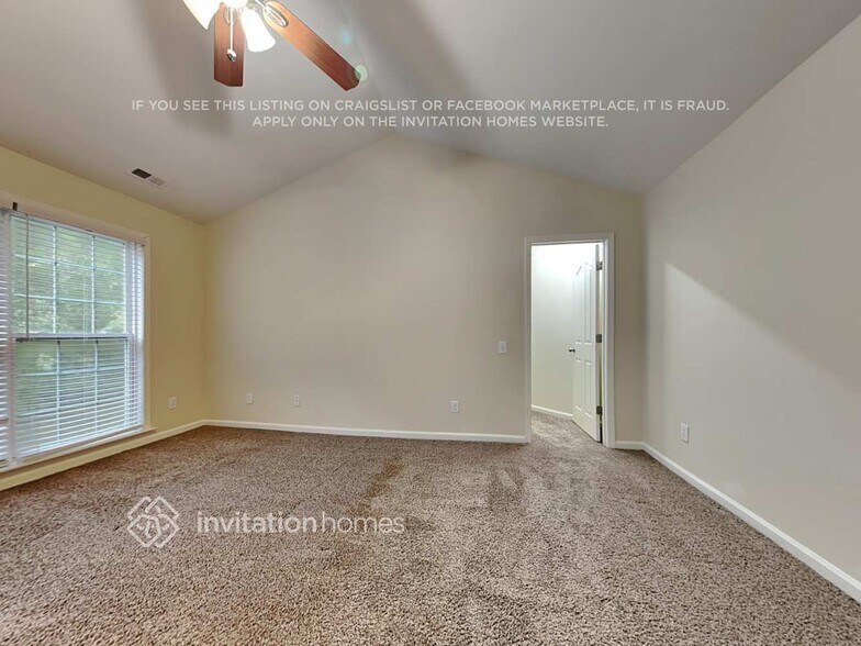 Building Photo - 8934 Lizzie Ln