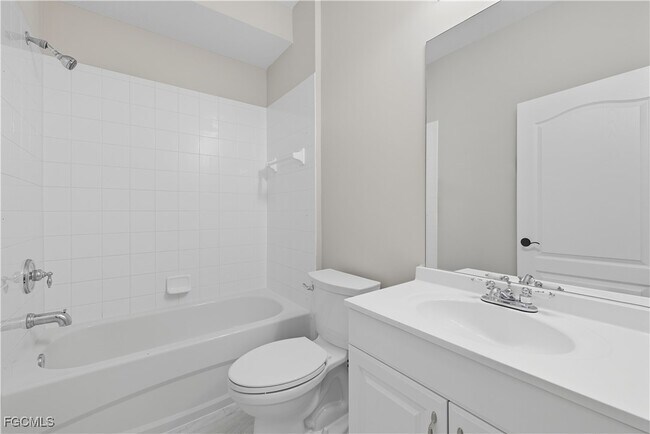 Building Photo - 15560 Laguna Hills Dr