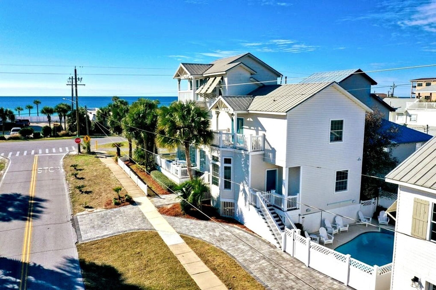 Building Photo - 64 Cobia St