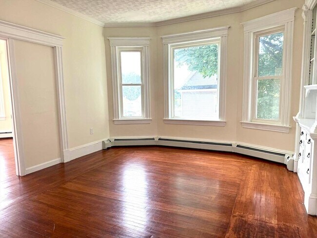 Primary Photo - 2-4 Reservoir Terrace