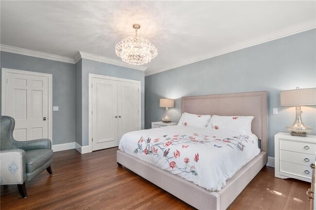 Building Photo - 530 Blackstone Blvd