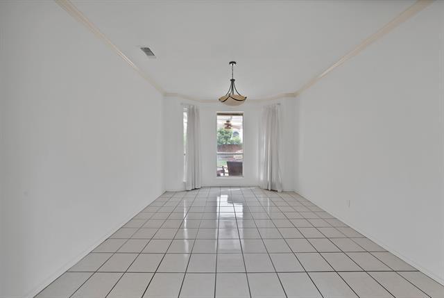 Building Photo - 2116 Houlton Ln