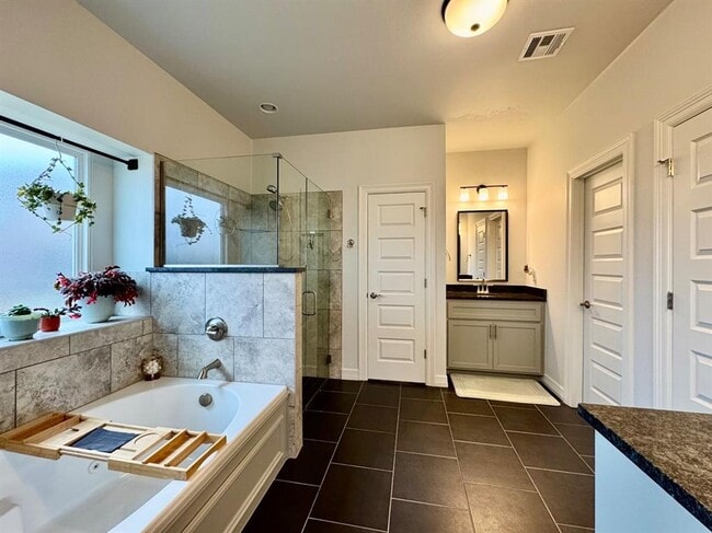 Building Photo - 8501 NW 109th Terrace