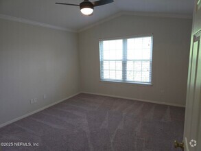 Building Photo - 13810 Sutton Park Dr N