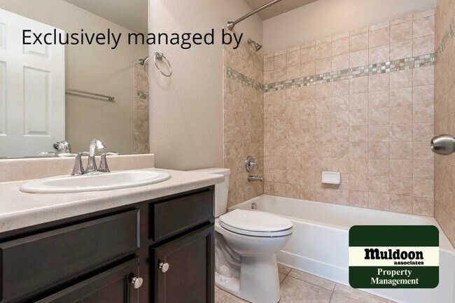 Building Photo - Beautifully done home close to Military Bases and Amazon Building!