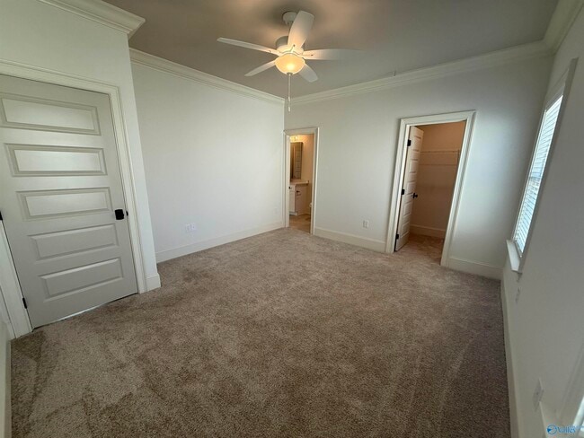 Building Photo - 108 Napolean Ave