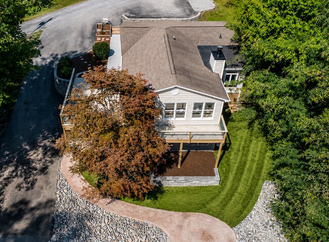 Building Photo - 23 Brookside Ln