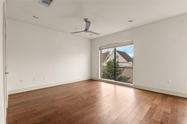 Building Photo - 4111 Newton Ave