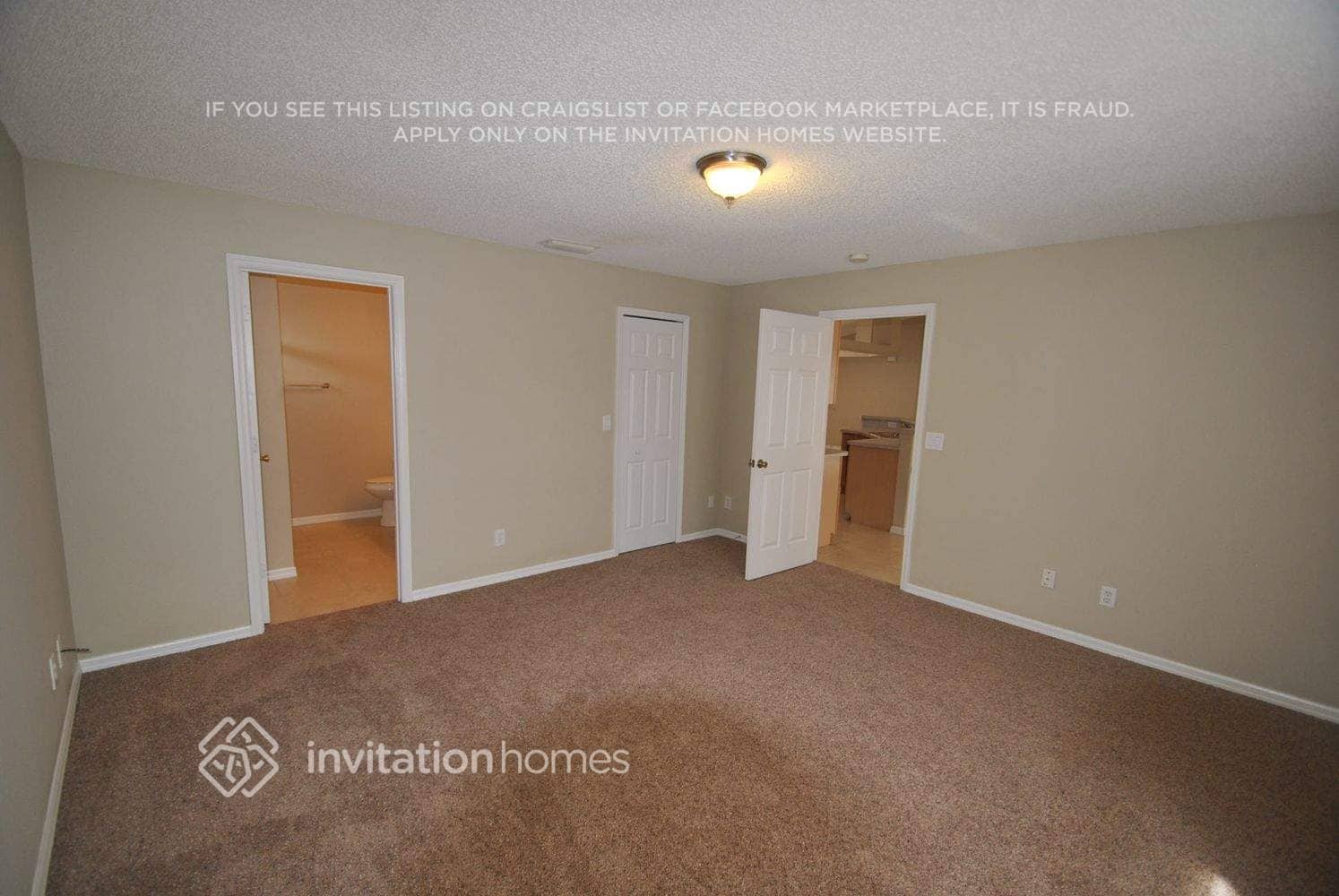 Building Photo - 718 Starland St SE