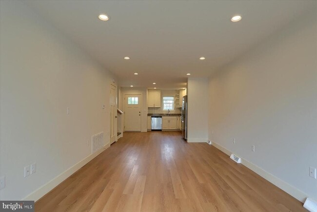 Building Photo - 45 N Penn St