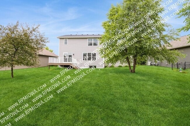 Building Photo - 5402 Tabor Dr