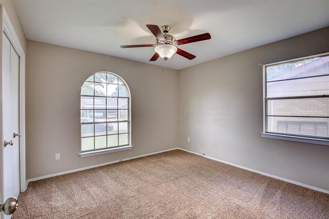 Building Photo - 604 Ruidoso Dr