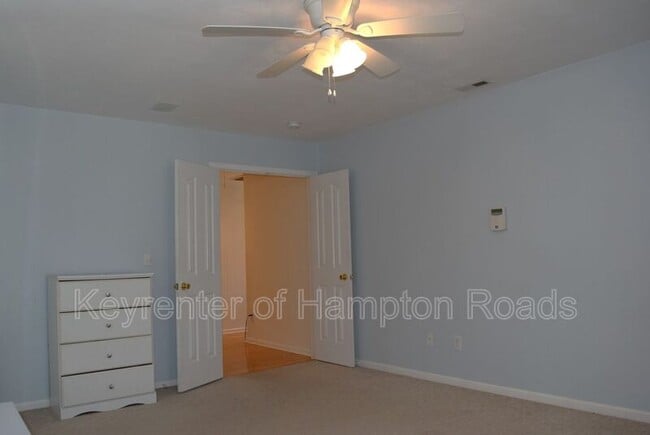 Building Photo - 1125 Lady Ashley Dr