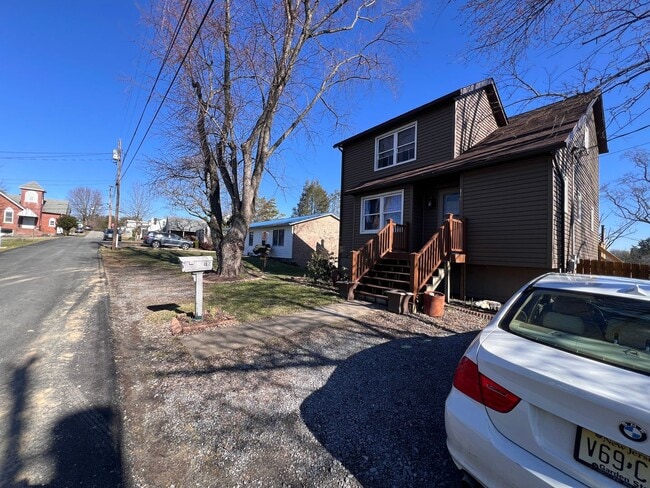 Building Photo - 116 Ridgeley Rd