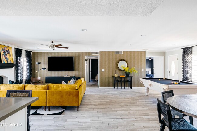 Building Photo - 4944 E Andora Dr