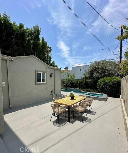 Building Photo - 515 N Crescent Heights Blvd