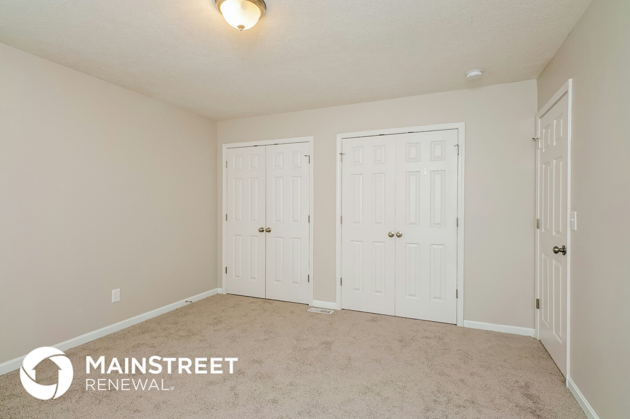 Building Photo - 6526 Bridle View Cir