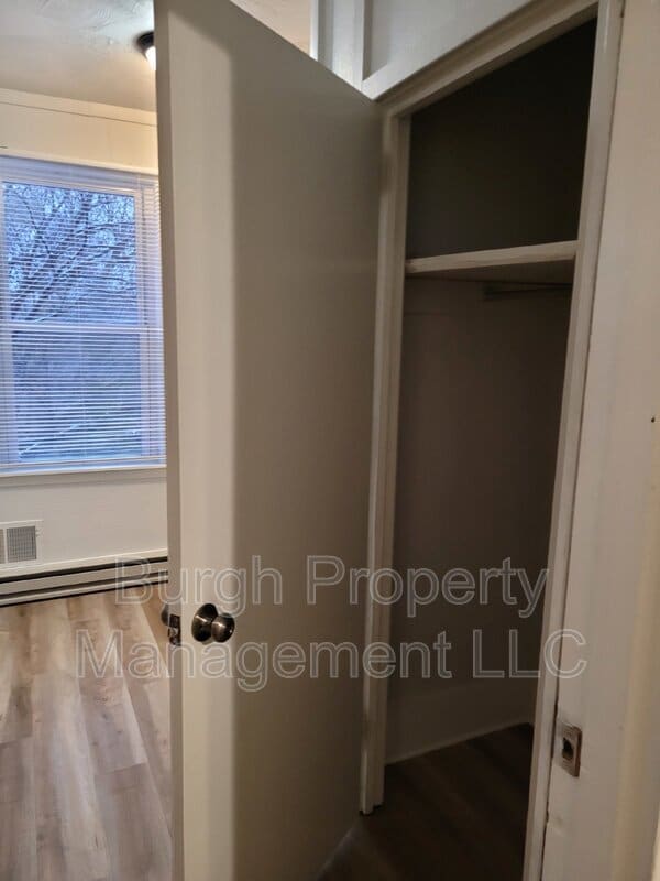Building Photo - 2607 Voelkel Ave
