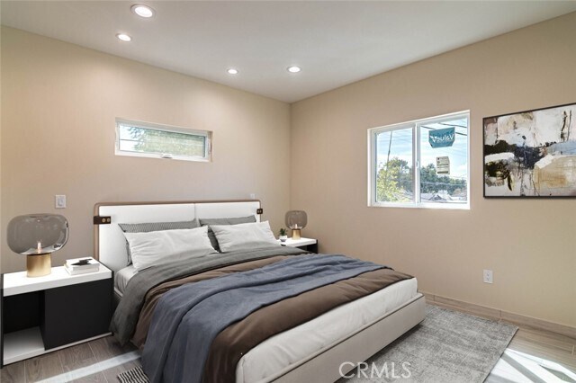 Building Photo - 18750 Collins St