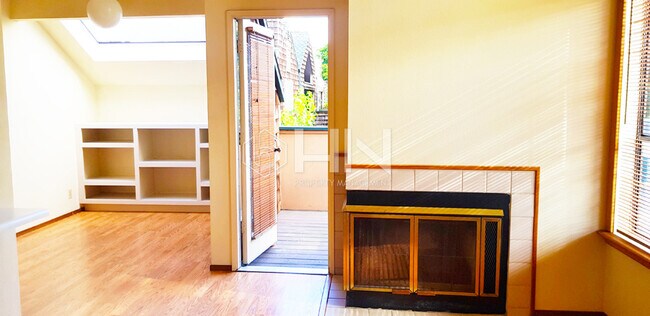 Building Photo - 47099 Benns Terrace