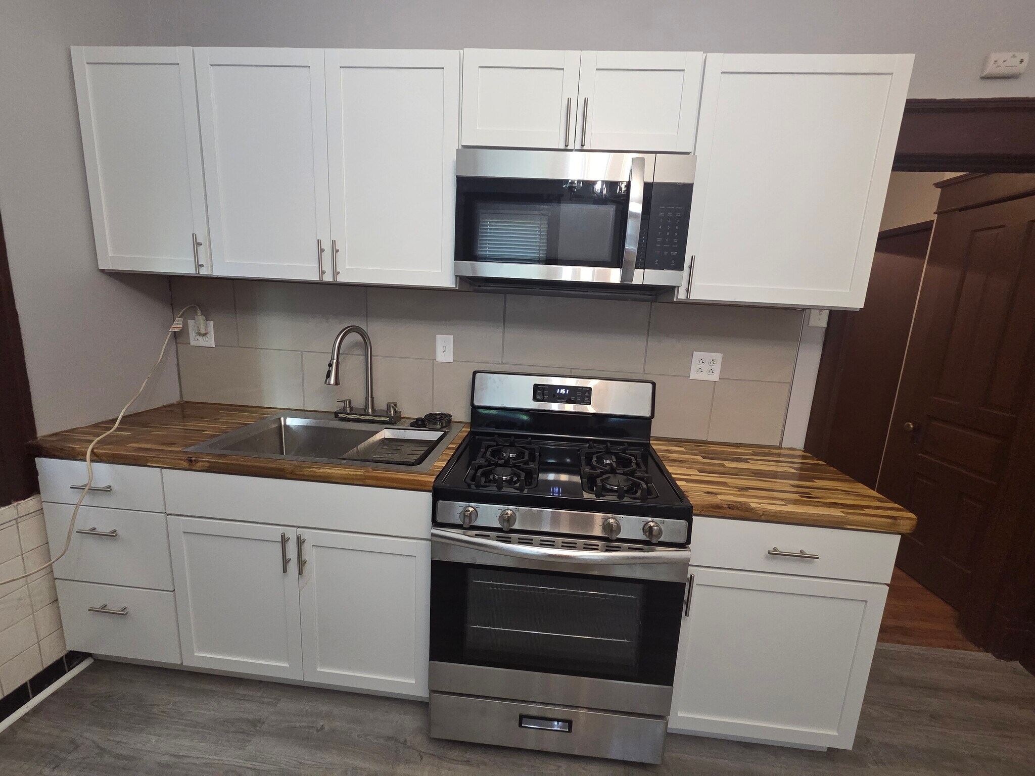 Building Photo - 3451 Iowa Ave