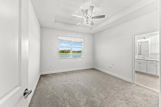 Building Photo - 3870 Knotty Pne St