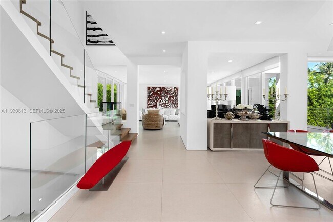 Building Photo - 481 S Mashta Dr