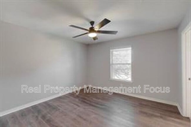 Building Photo - 14724 Overview Dr