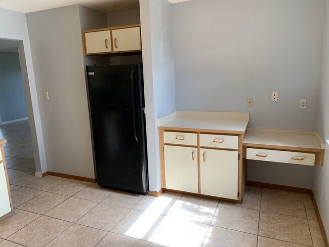 Building Photo - 33 Fernwood Lane