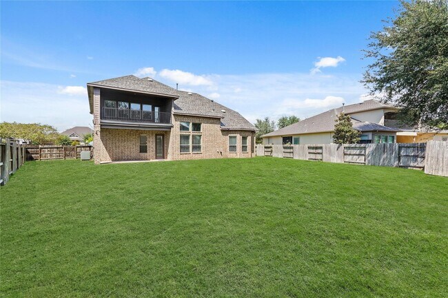 Building Photo - 2515 Sentry Oak Way