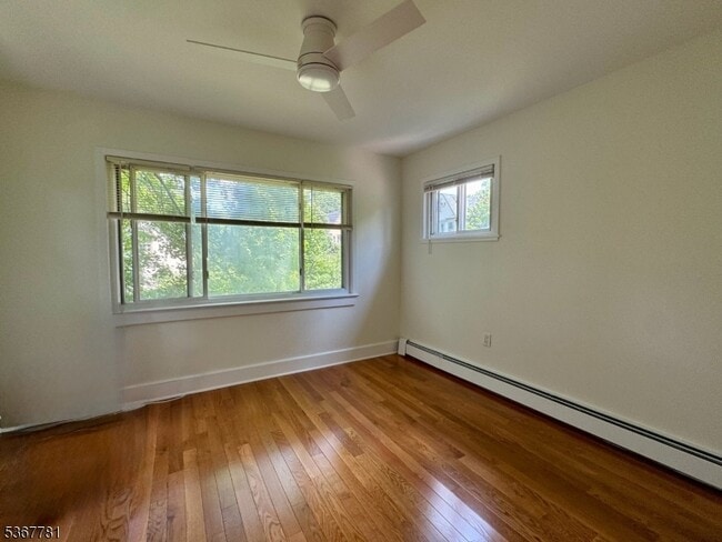 Building Photo - 140 Montclair Ave