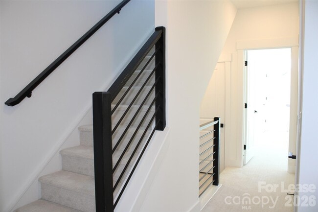 Building Photo - 1340 Hamilton St