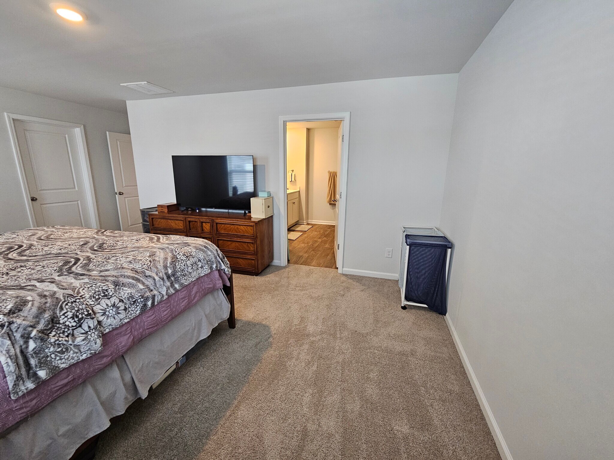 Building Photo - 141 Ivory Shadow Rd