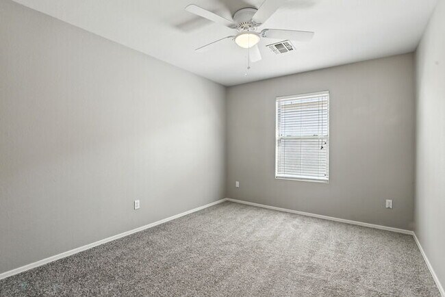Building Photo - 21116 Avenida Del Valle Ct