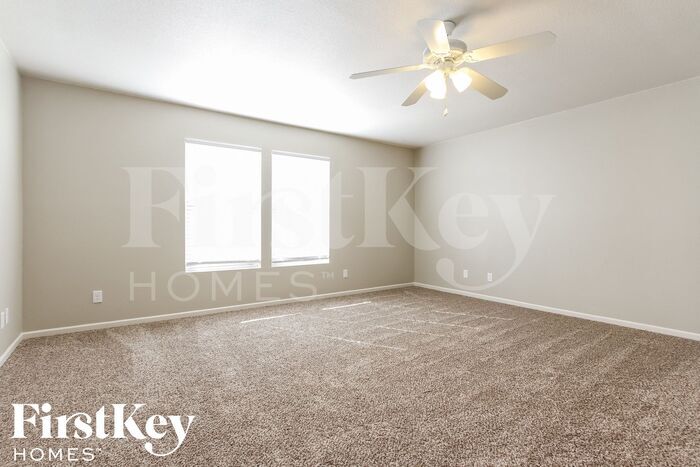 Building Photo - 8655 Hopewell Ct
