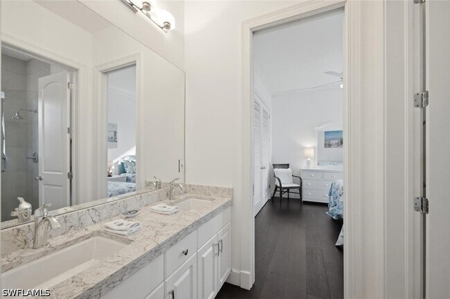 Building Photo - 2540 Half Moon Walk
